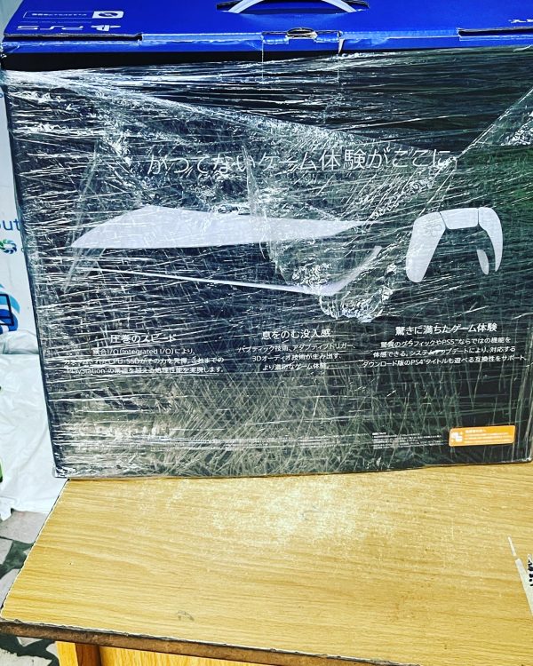 PlayStation 5 digital version with 1 controller open box - Image 6