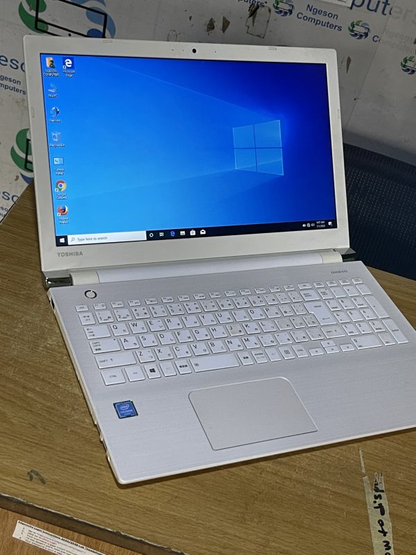 Toshiba dynabook Intel pentium - Image 4