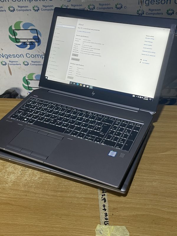 Hp elite book zbook 15u G5 core i7 16g 512SSD