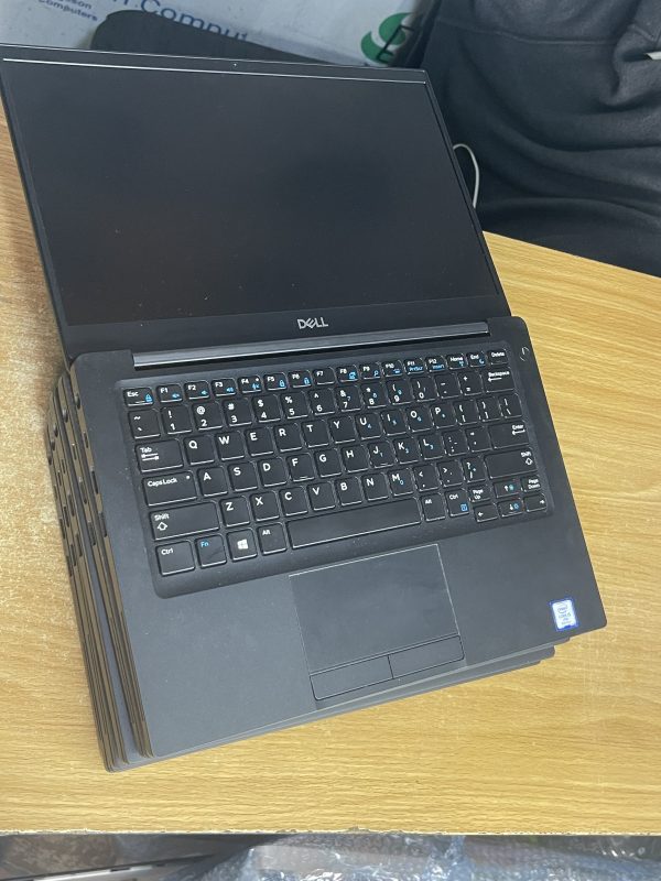 Dell latitude 7390 core i5 8GB 256ssd - Image 5