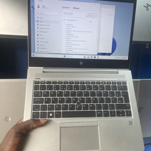 Hp elitebook 735 g5 AMD Ryzen 7 Pro 8GB 256ssd