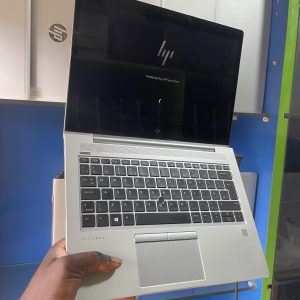 Hp elitebook 735 Ryzen 7 pro 8Gb 256Ssd touch screen