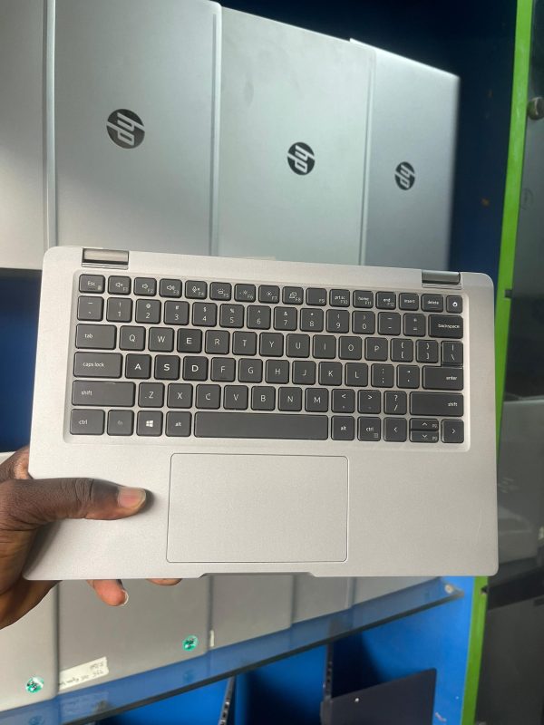Dell latitude 5320 2in1 core i7 16gb 256ssd - Image 3