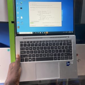 Hp elite book 840 G10 Core i5 16Gb RAM 512ssd touch screen