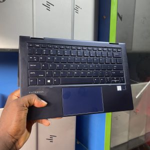 Hp dragonfly core i5 16gb 512ssd